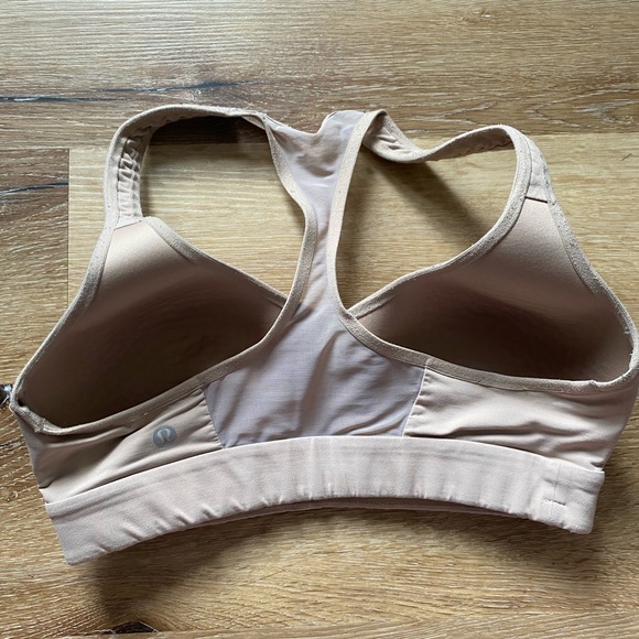 Lululemon Speed Up Bra High Support for C/D Cup in Crepe - Picture 3 of 8